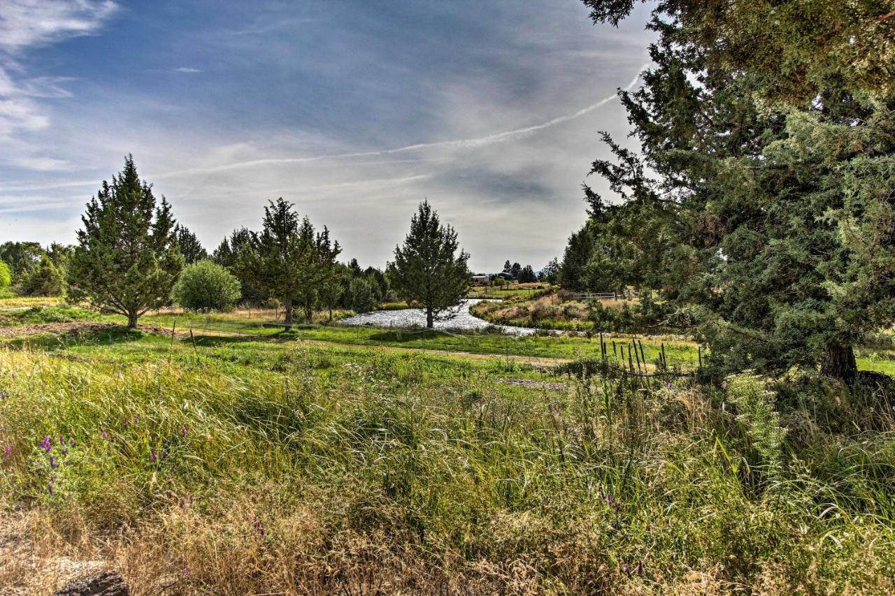 Updated Farmhouse With Deck On Central Oregon Canal! Villa Bend Kültér fotó